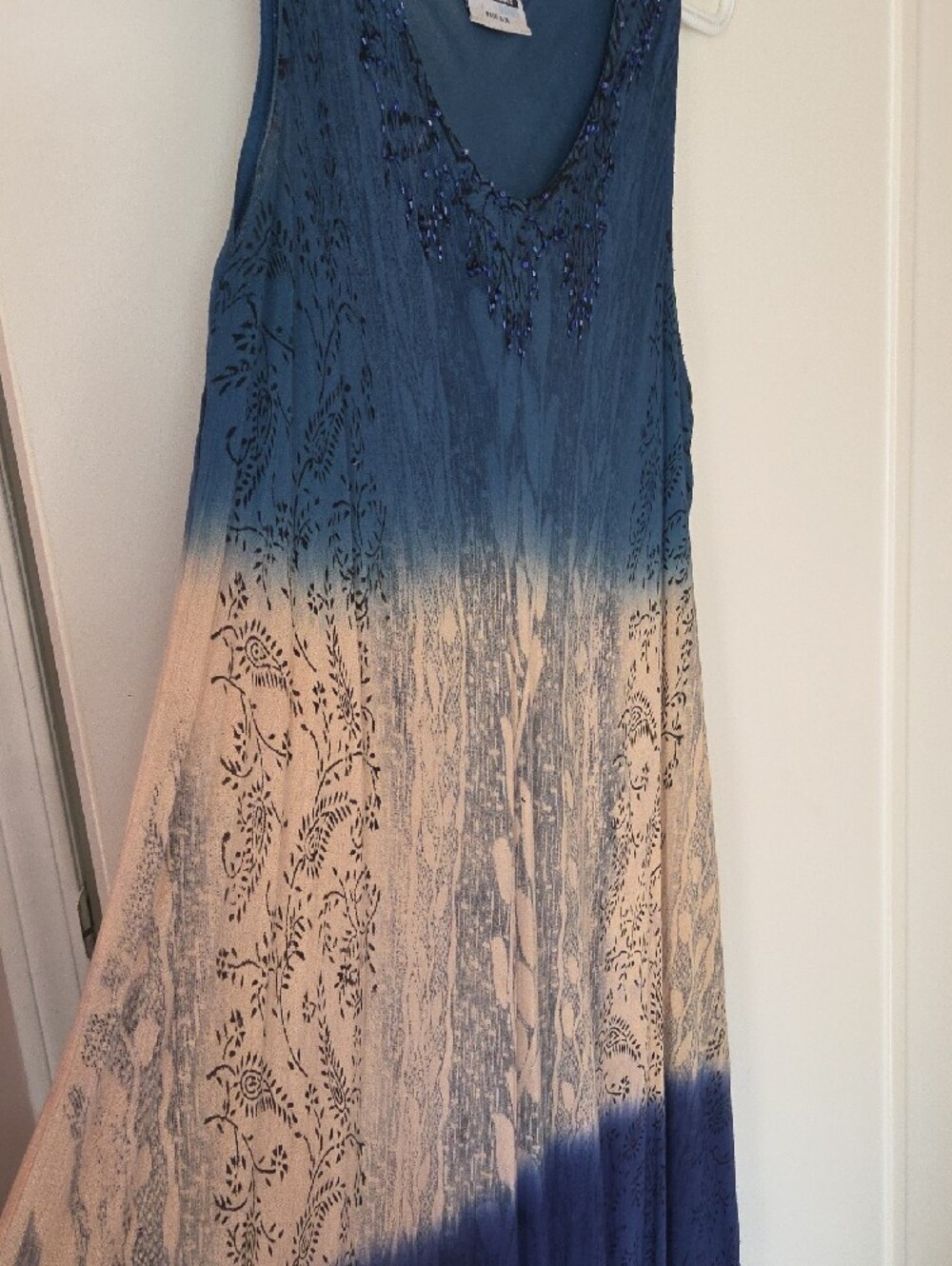 Shoreline Blue and Cream Sleeveless Ombre Maxi Dress - Picture 3 of 6